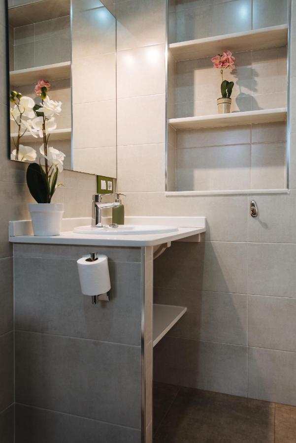 Sbh1 Beautiful 1 Bedroom Apartment In City Center Sevilla Bagian luar foto